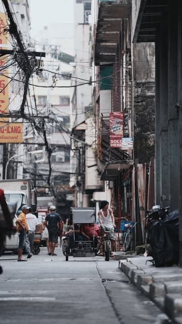 Sidewalk in Manila 2